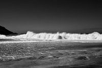 Golven op de het strand van Sao Pedro, Sao Vicente, Kaap Verdie