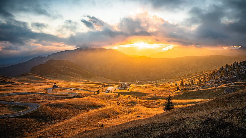 Magical Sunset by Jadian Kerkhoven