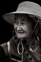 woman from Sapa, Vietnam, from Black H'mong or Red Dzao mountain tribes