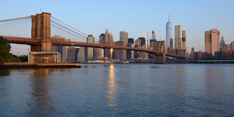 Brooklyn Bridge in New York just after sunrise, panorama by Merijn van der Vliet