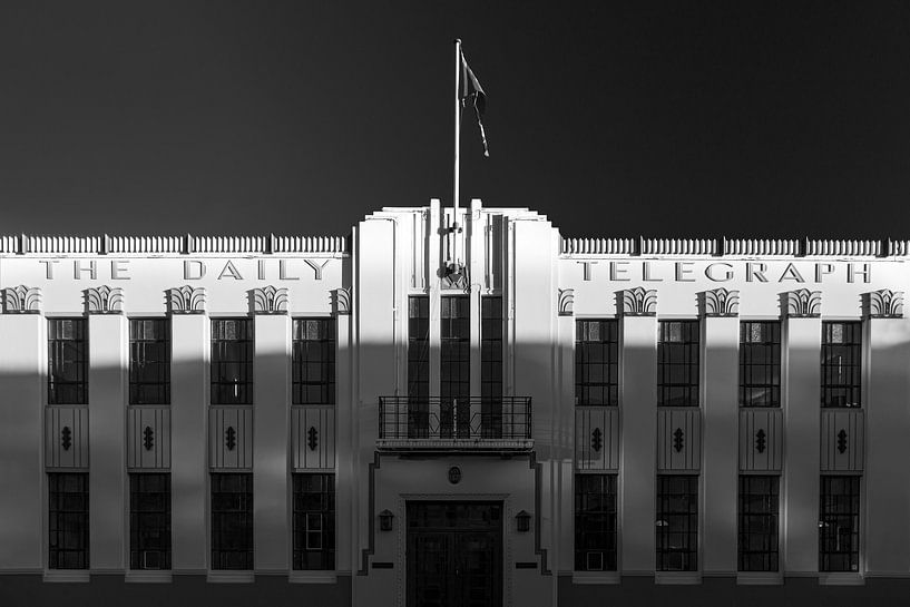 Der Daily Telegraph im Art-déco-Stil in Schwarz und Weiß von Henk Meijer Photography