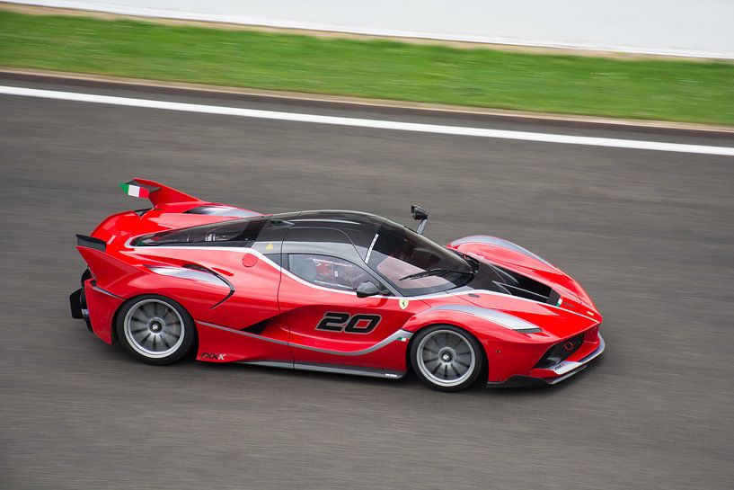 Ferrari FXX K auf der Rennstrecke Spa Francorchamps von Tim Vlielander