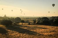 Magical morning in Bagan (Myanmar)