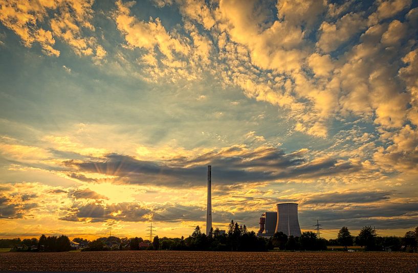 Gold light at RWE coal-fired power plant Ibbenburen by peterheinspictures