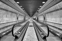 Monte Carlo, Monaco, station, roltrappen, zwartwit foto, symmetrie