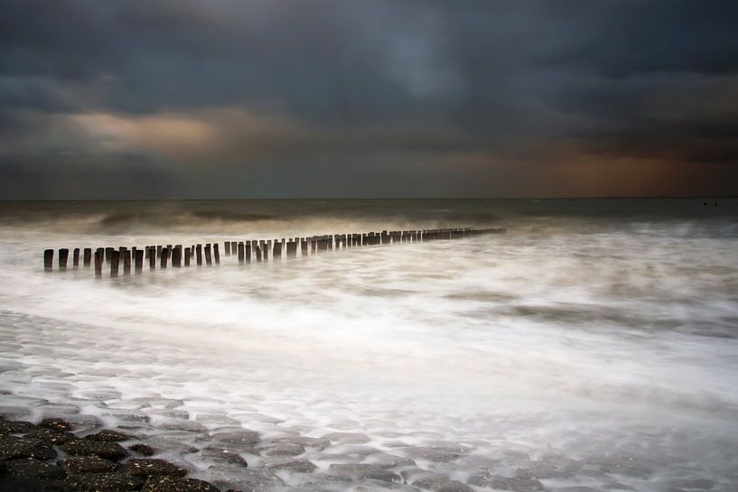 Bewölkt und windig von Niek Goossen