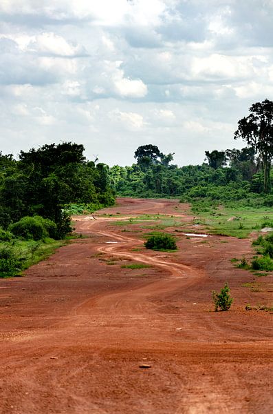 A deserted road in Laos by Eline Willekens