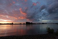 Zonsondergang aan de Rijn