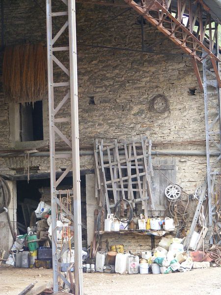 Franse boerenschuur 1 by Mirjam van Ginkel