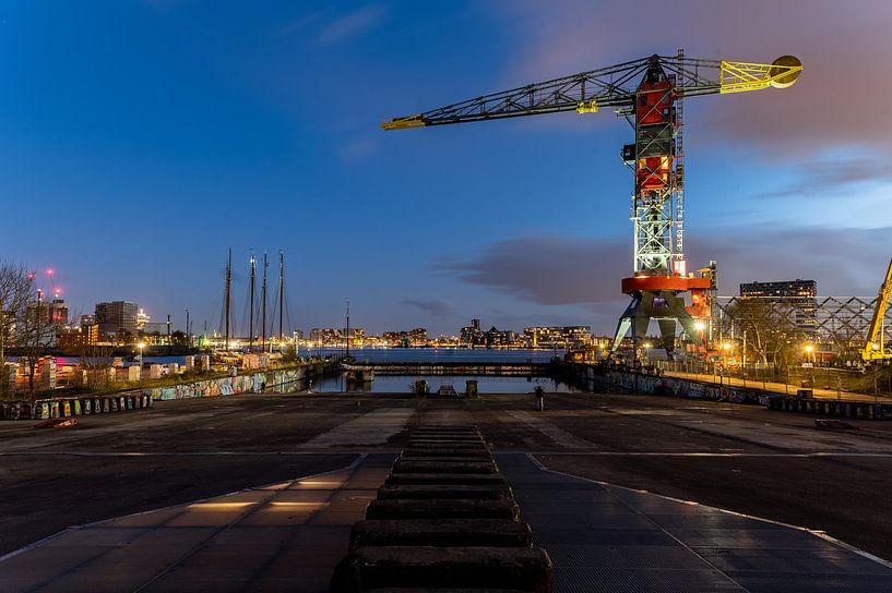 Site NDSM Amsterdam by night, slipway par Renzo Gerritsen