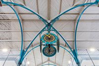 5 voor 12 in Les Halles te Dijon, Frankrijk