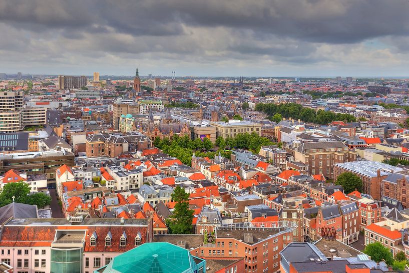 Old centre of The Hague with Binnenhof and Mauritshuis Museum by Rob Kints