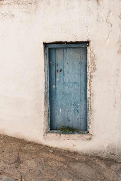 blue old door on white wall | travel photography | Samos - Greece | by Lisa Bocarren
