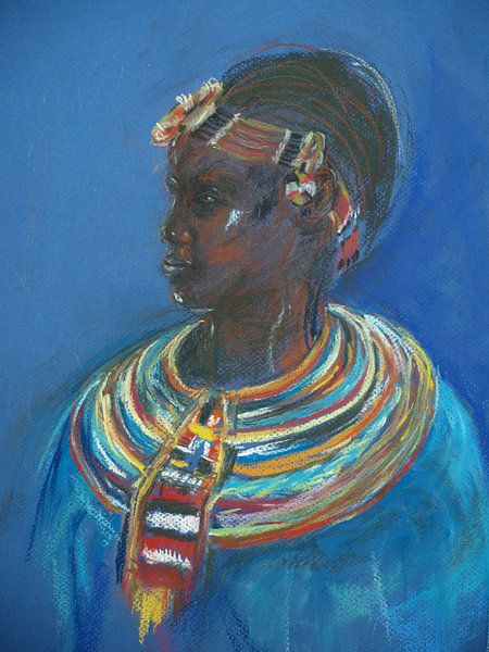 Portrait of a Kenyan woman. Colourfully decorated. by Ineke de Rijk