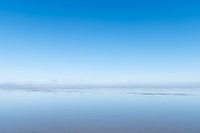 Miroir bleu sur la mer des Wadden