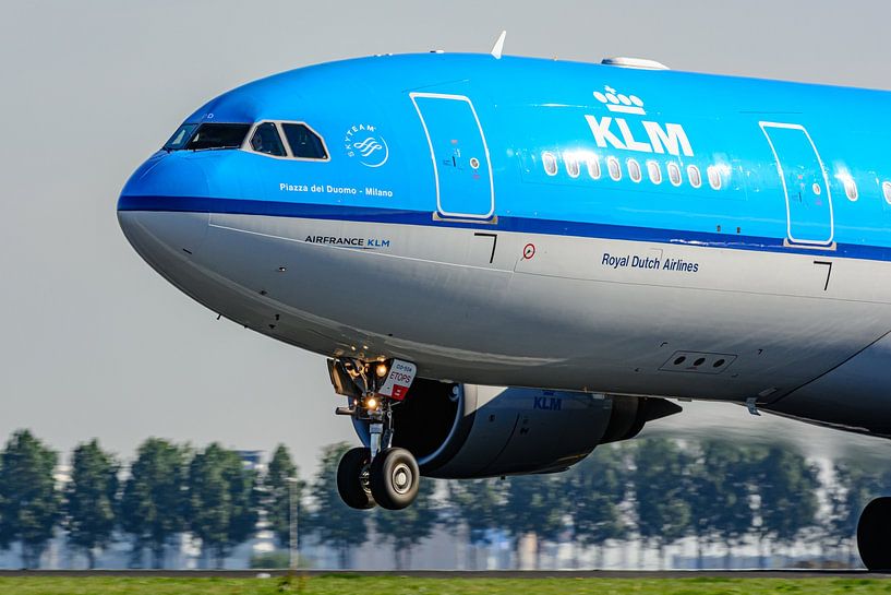 KLM Airbus A330-200 "Piazzo del Duomo - Milano". van Jaap van den Berg