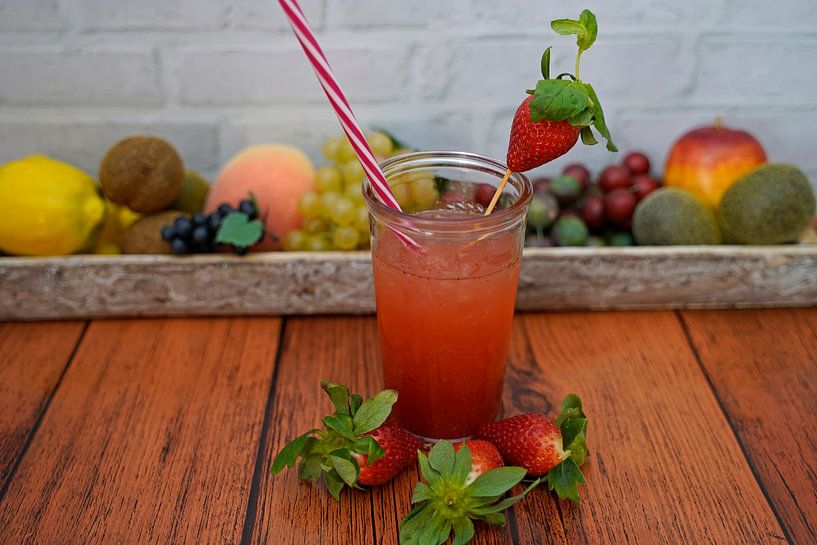 Strawberry lemonade with mint by Babetts Bildergalerie