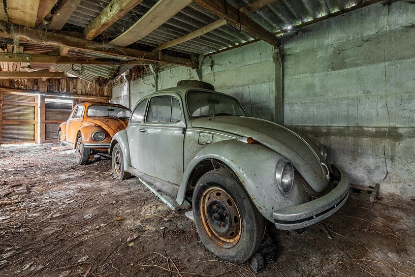 Volkswagen shed by William Linders
