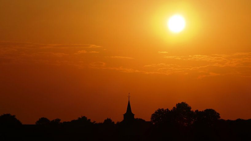 Zonsondergang in Friesland van R. Khoenie
