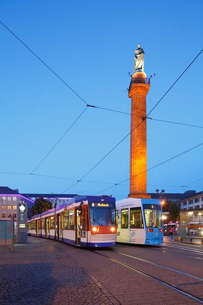 Luisenplatz avec le monument Ludwig par Torsten Krüger