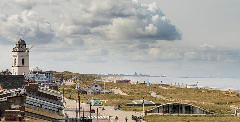 Katwijk seaside by Arjan van Duijvenboden
