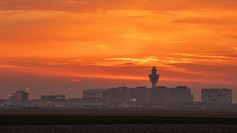Schiphol Skyline during Golden Hour by Gert Hartman
