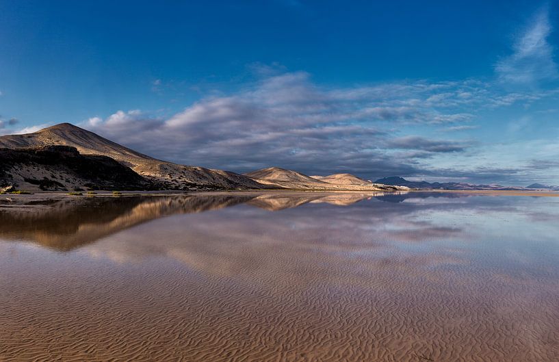 Parque Natural Jandia, Playa Risco el Paso, Fuerteventura, Canary Islands,Spain by Rene van der Meer
