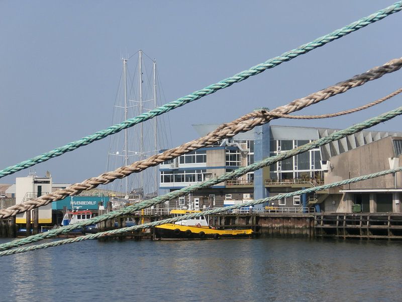 Diagonaal by Jon Houkes