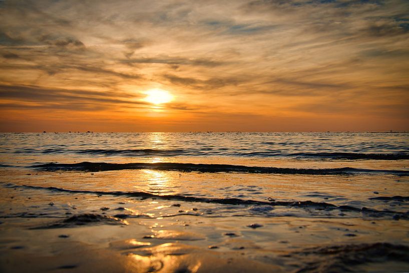 Sur la plage de sable de la mer Baltique par Martin Köbsch