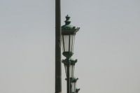 lampadaires en enfilade