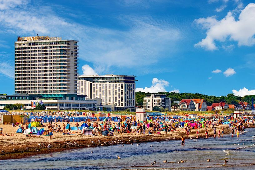 Warnemünde seaside resort - a place of longing on the Baltic Sea by Holger Felix