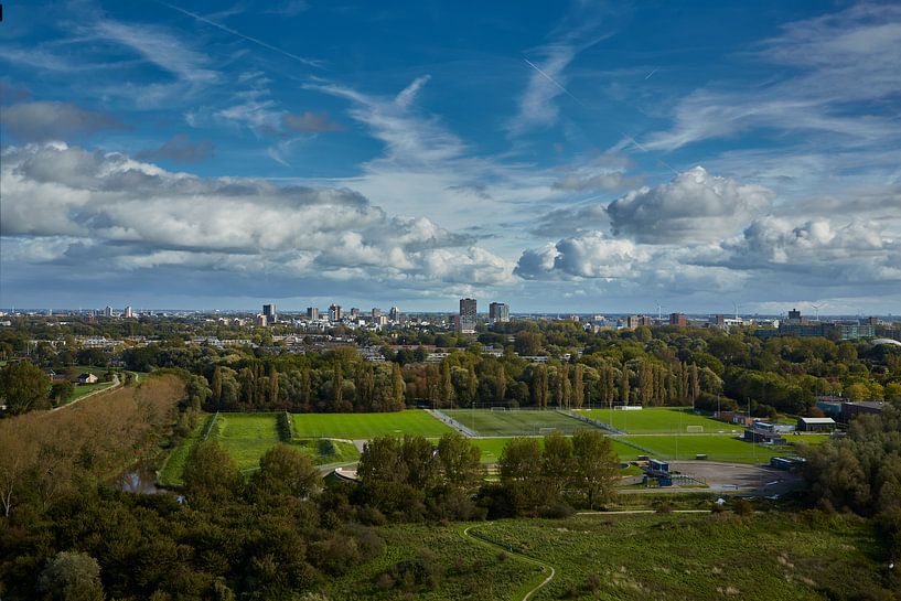 Le Buytenpark depuis SnowWorld en direction de Zoetermeer. par Ton Van Zeijl