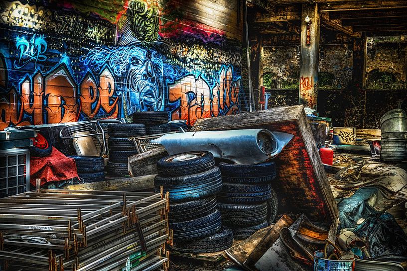 The tires by Chantal CECCHETTI