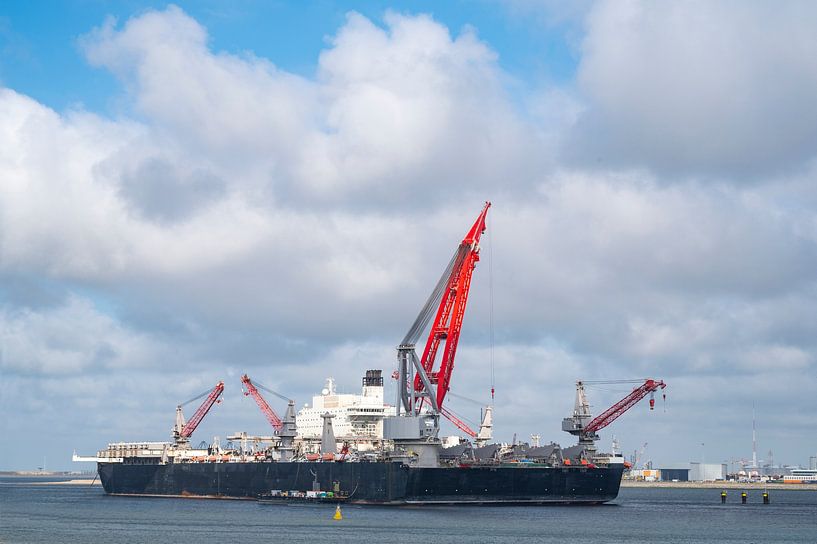 Pioneering Spirit offshore heavy lifting ship in the port of Rot by Sjoerd van der Wal Photography