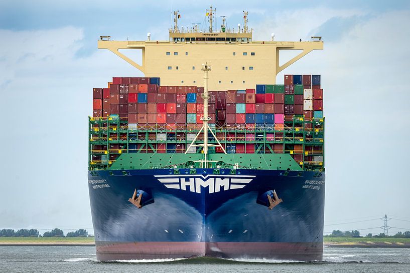 HMM St. Petersburg by Luc De Cock