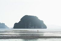 Thailändische Berglandschaft in Krabi