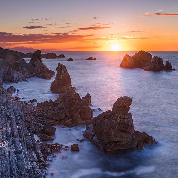 Sonnenuntergang in Urros de Liencres, Kantabrien, Spanien von Henk Meijer Photography