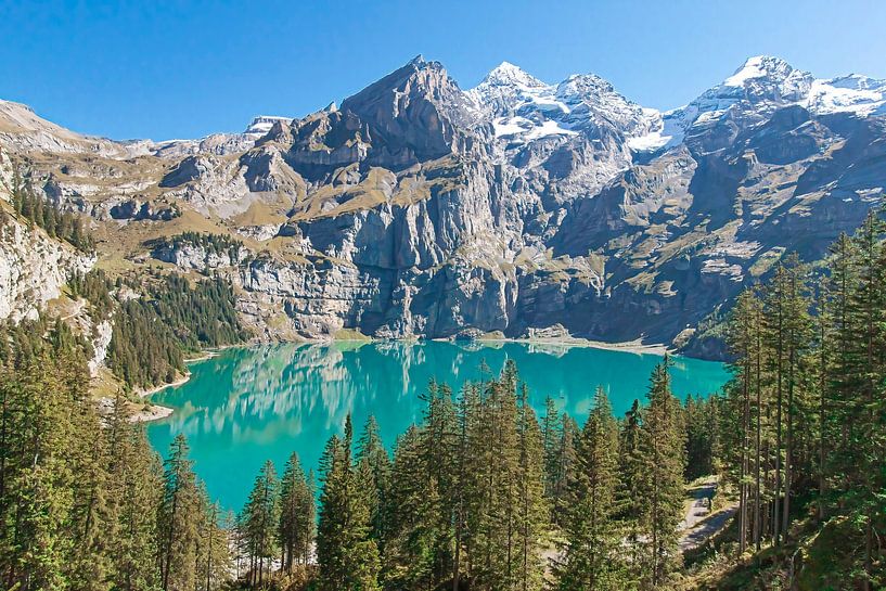 Oeschinsee by Tim van Breukelen