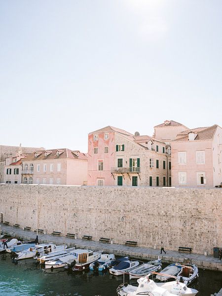 Port de Dubrovnik Croatie | Tirage photo de voyage aux couleurs pastel par Raisa Zwart Tirages photographiques de voyage