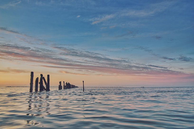 Absinkende Flut an der friesischen Wattenmeerküste von Remco de Vries