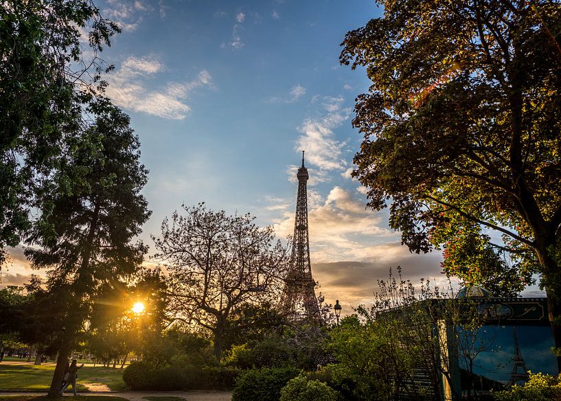 Paris Tour Eiffel Coucher de soleil par Bob Van der Wolf