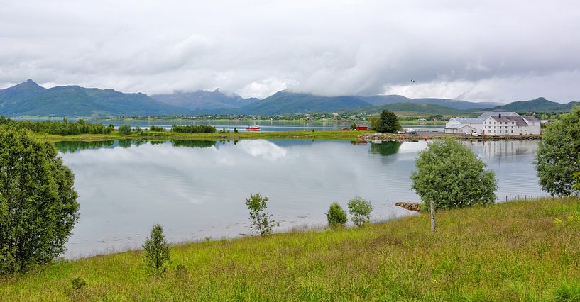 Ein wolkiger Sommertag auf den Vesterålen van Gisela Scheffbuch