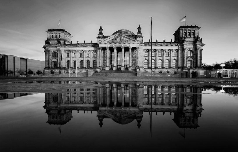 Berlin Reichstag building by Frank Herrmann