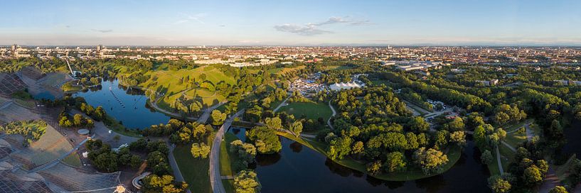 Vue de Munich depuis l'Olympiapark par Hans-Heinrich Runge