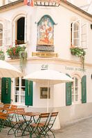Niedliches Café in Salzburg, Österreich