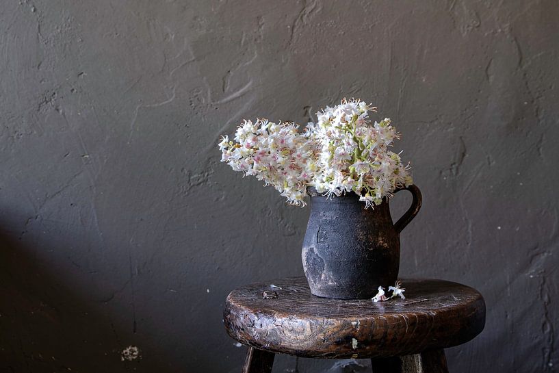 Still life with blossom horse chestnut by Affect Fotografie