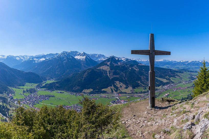 Croix du sommet sur le Hirschberg par Walter G. Allgöwer