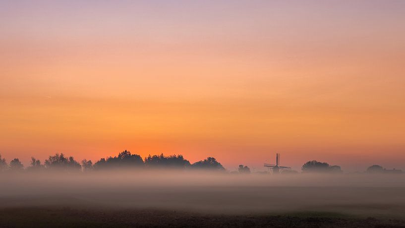 Campagne par un matin brumeux 2 par Percy's fotografie