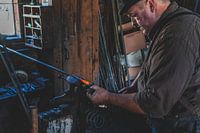 Schmied bei der Arbeit