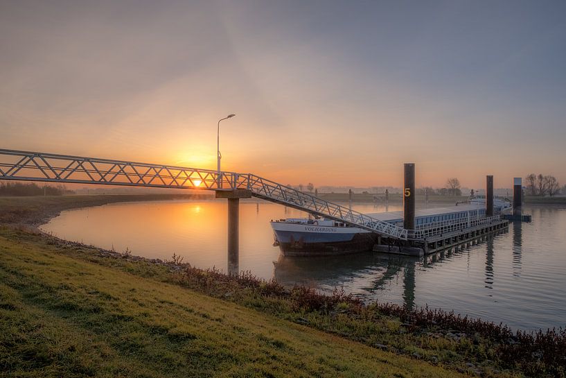 Overnachtingshaven IJzendoorn by Moetwil en van Dijk - Fotografie